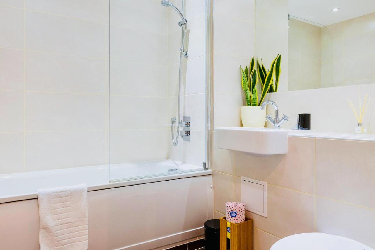 Panorama Apartments By Mesh Accommodation Short & Long Term Lets Ashford For Contractors Or Corporate Stays Экстерьер фото