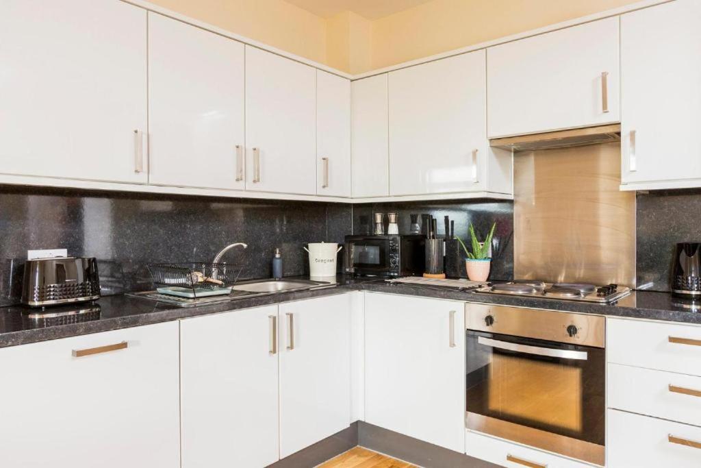 Panorama Apartments By Mesh Accommodation Short & Long Term Lets Ashford For Contractors Or Corporate Stays Экстерьер фото